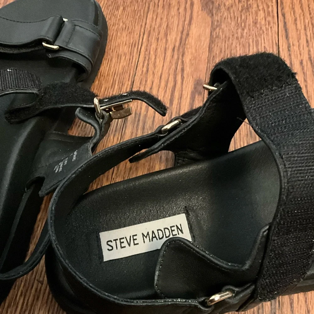 Steve Madden Sandals - Size 8 1/2 - Picture 2 of 6